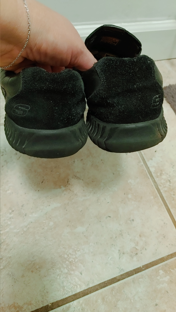 Women's Skechers Black Slip-On Shoes size 8.5 - photo 5