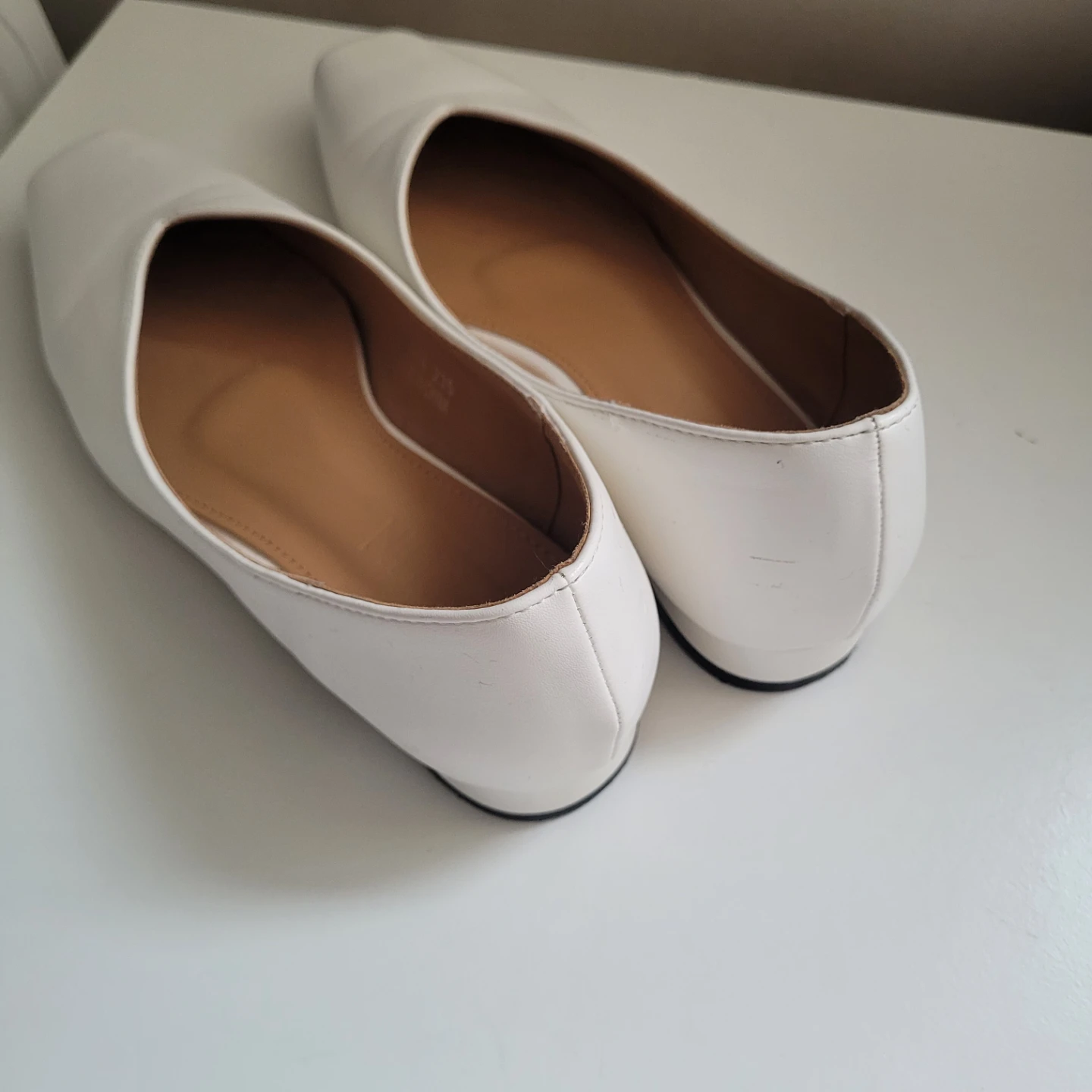 White Shoes - Size 6.5 - photo 3