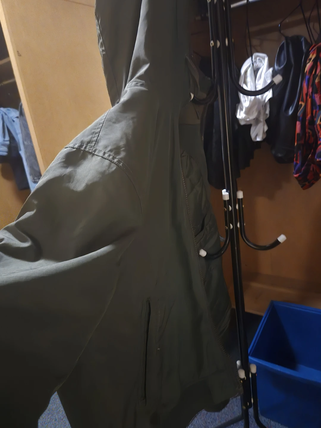 Winter jacket army green color - photo 2