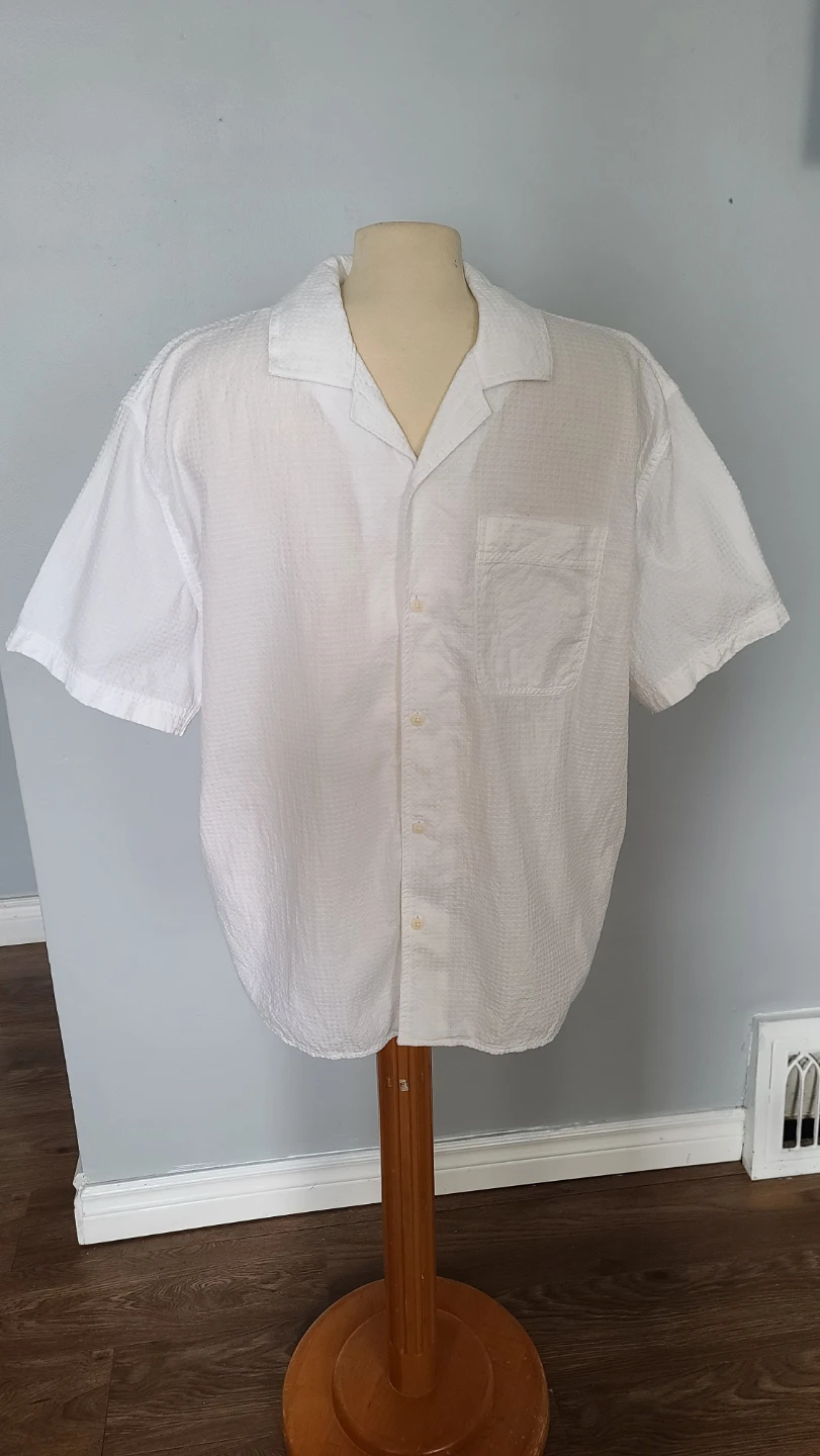 Assorted Men's Short Sleeve Button-Up Shirts (Large) 🏆 - photo 3
