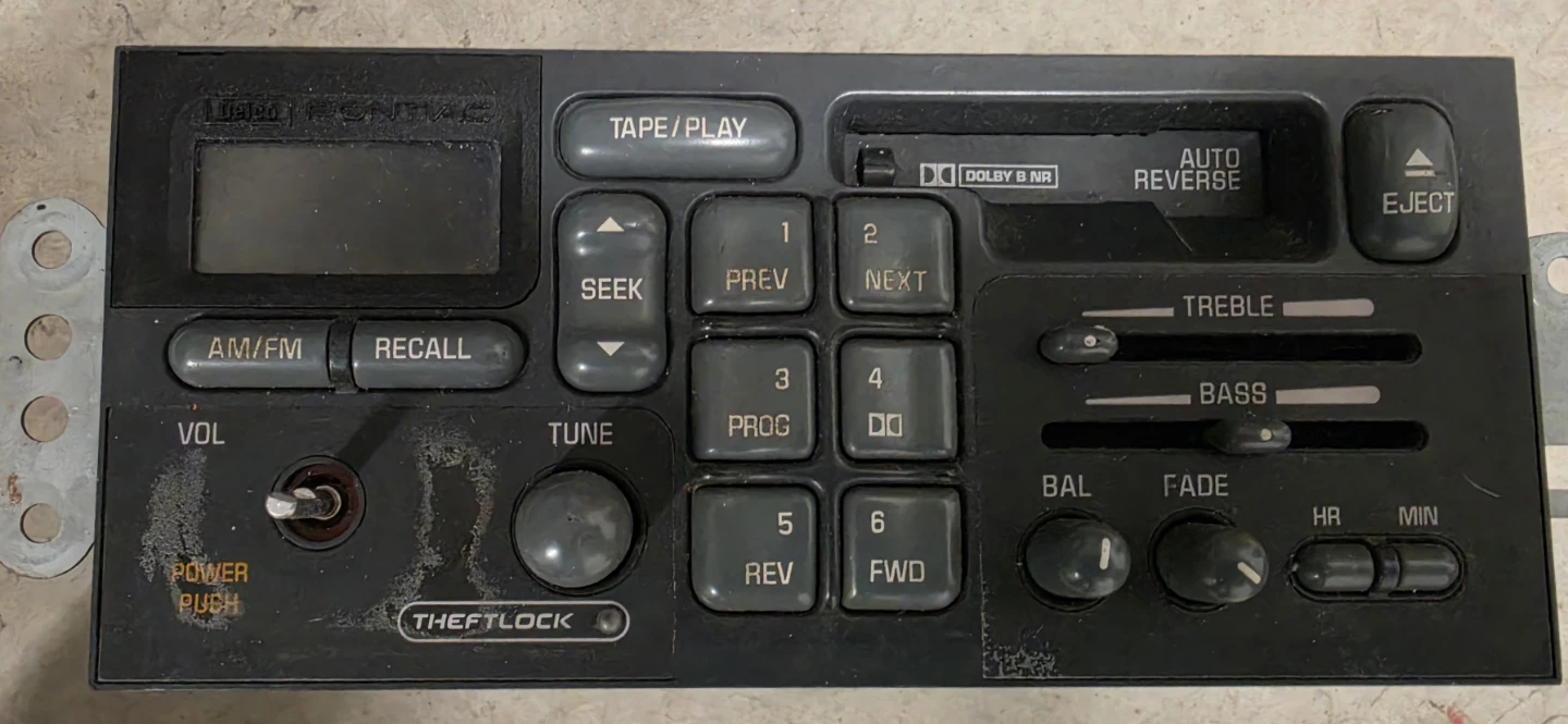 Delco Pontiac AM/FM Cassette Car Stereo with Dolby B NR