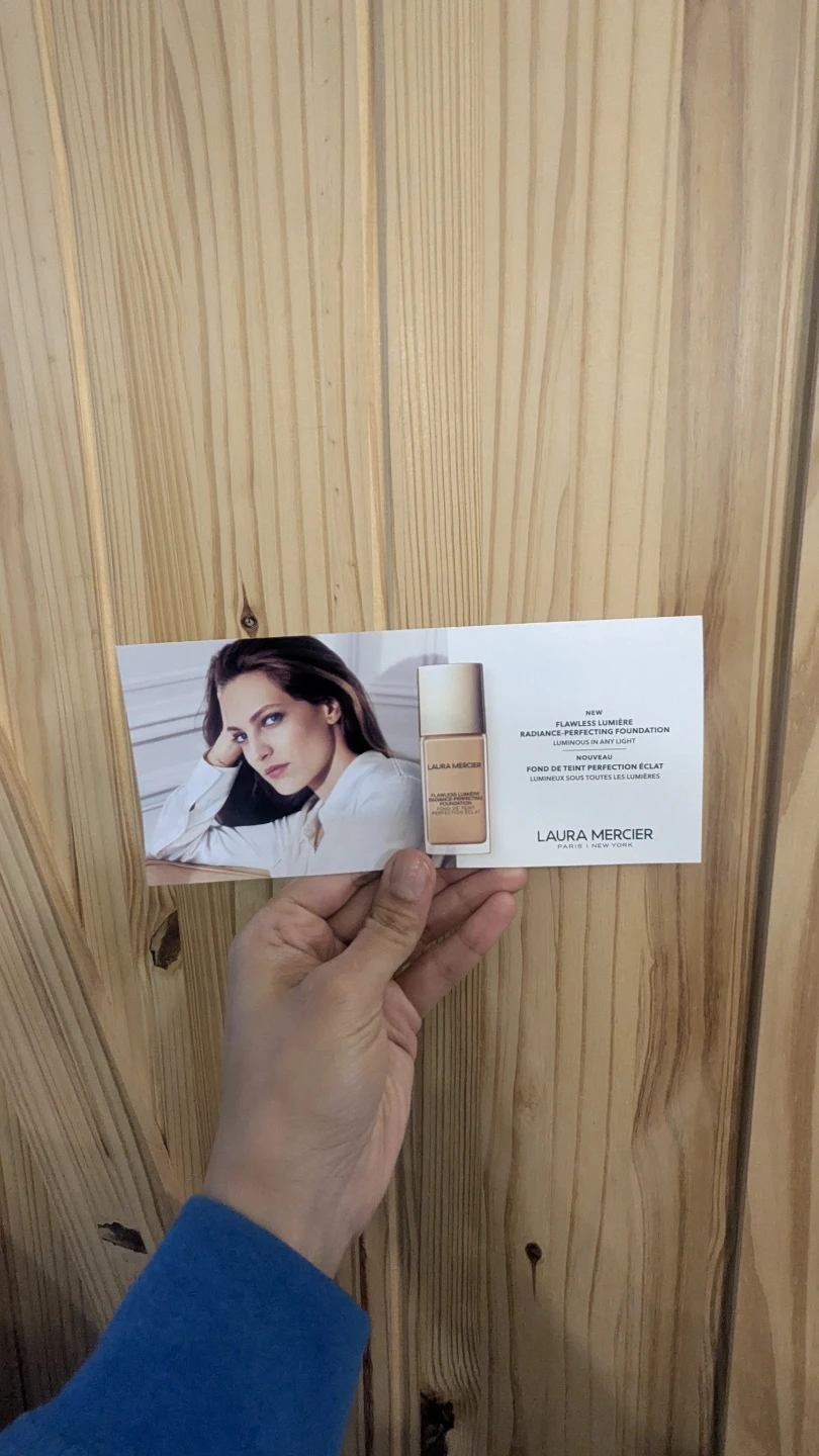 Lot 10 Laura Mercier Foundation Sample Cards - photo 3