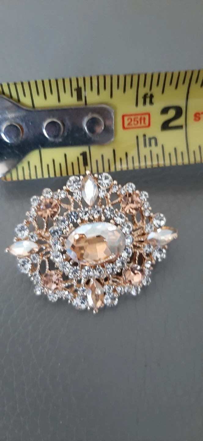 vintage look brooch adorned with crystals. - photo 3
