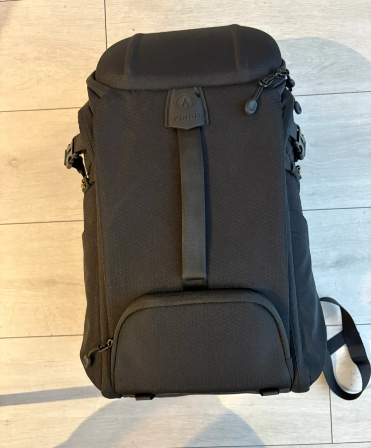 TARION HX-L 21L Camera Backpack (Black)