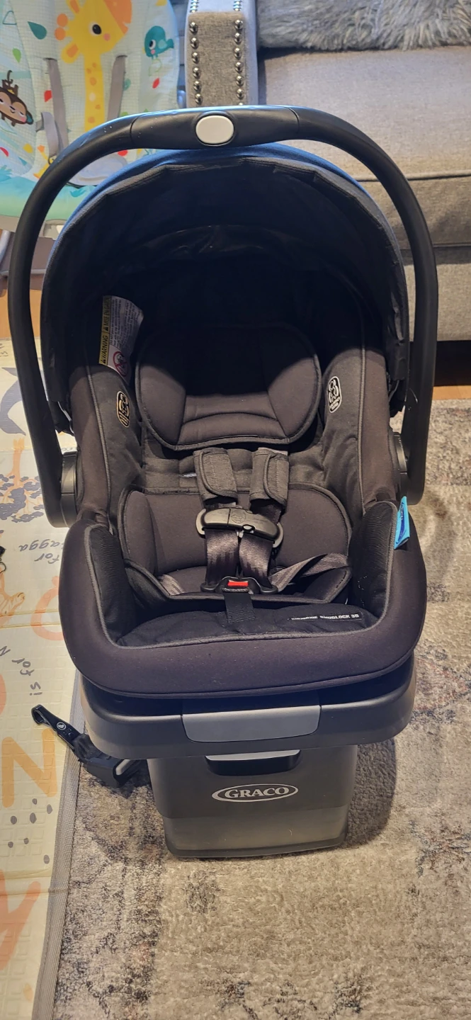 Graco SnugRide SnugLock 35 Infant Car Seat - photo 2