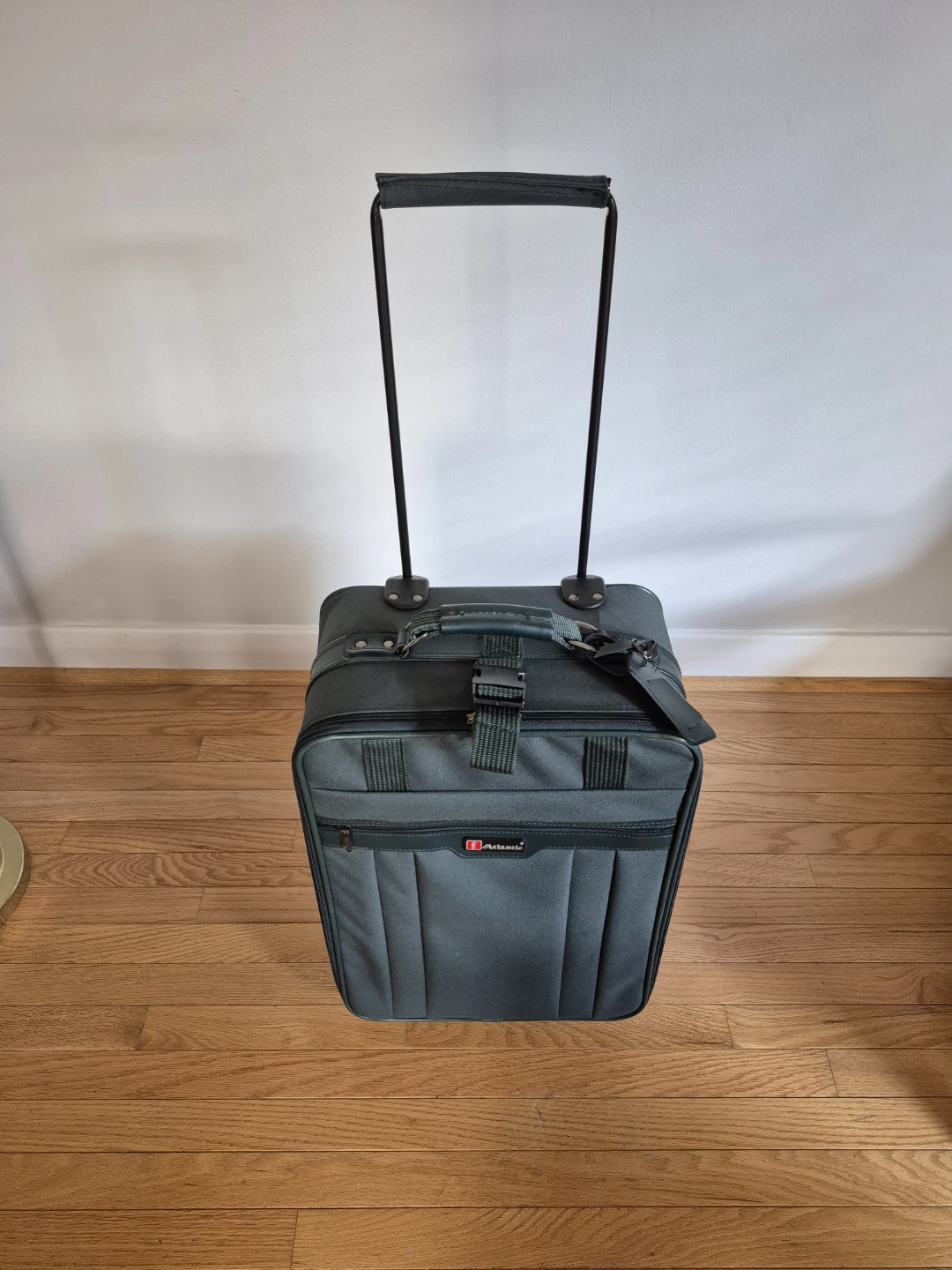 Carry-On Suitcase: Atlantic : Dark Green, with Telescopic handle - photo 3