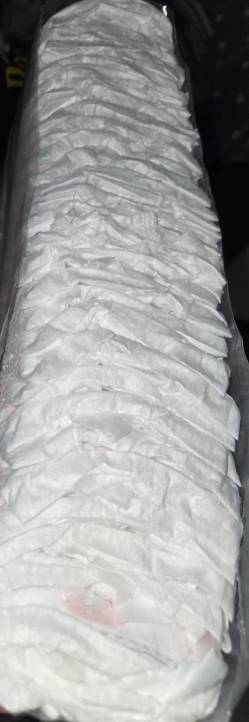 32 pack Kirkland size 4 Diapers - photo 2