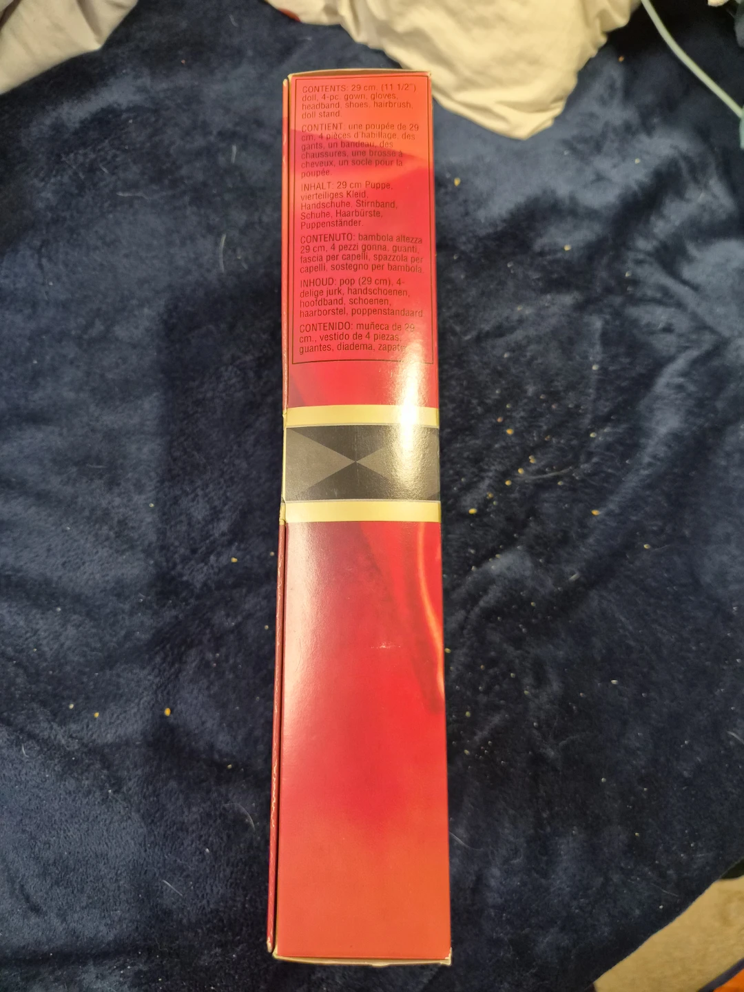 Rare Find! Avon Exclusive Winter Splendor Barbie - photo 4