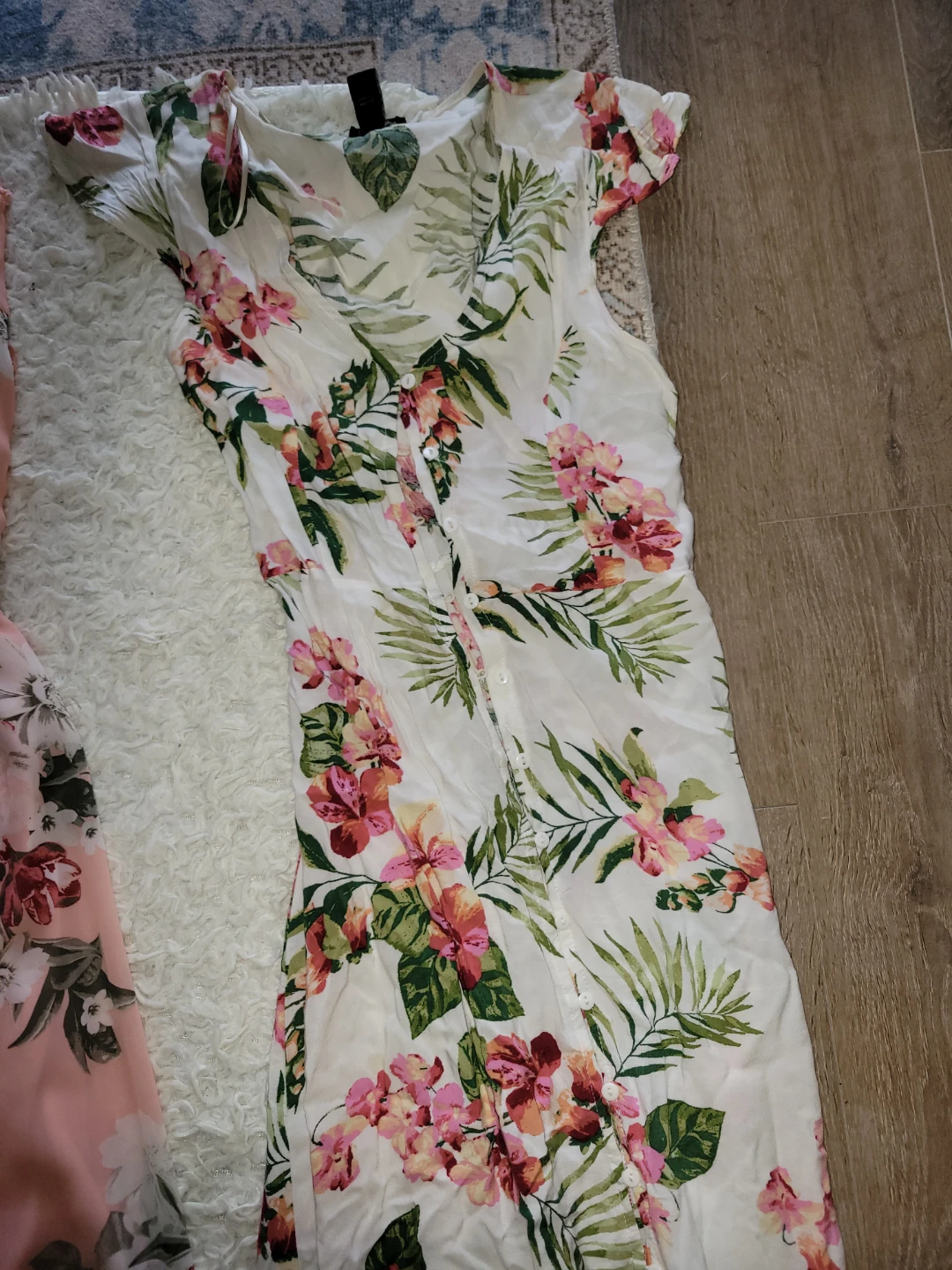 $5.00 FOR ALL!!!! Floral Maxi Dresses - photo 4