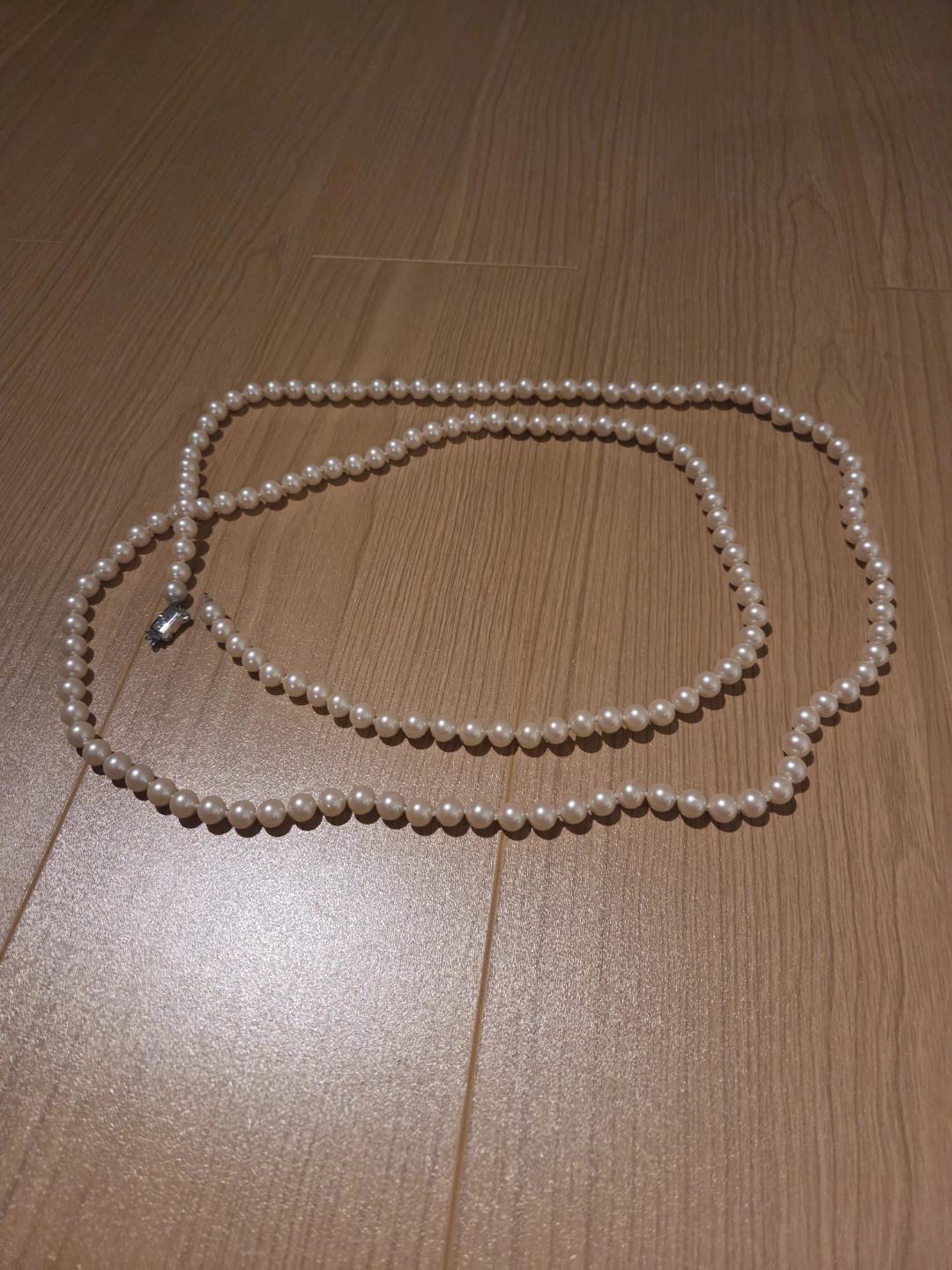 FREE Long pearl necklace PLEASE READ