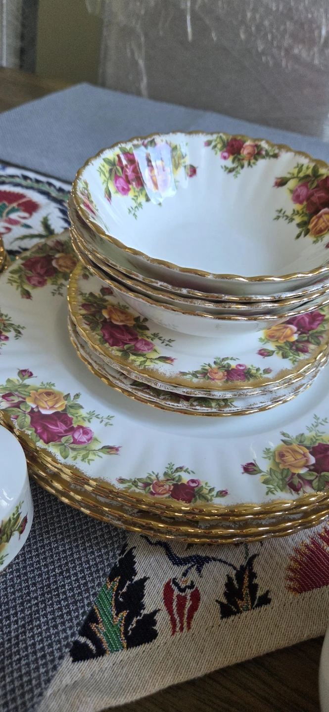 Royal Albert Old Country Roses Bone China Tea Set - photo 5