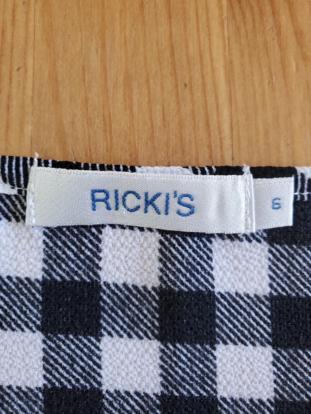 Ricki's Black and White Gingham Top - Size 6 - photo 5