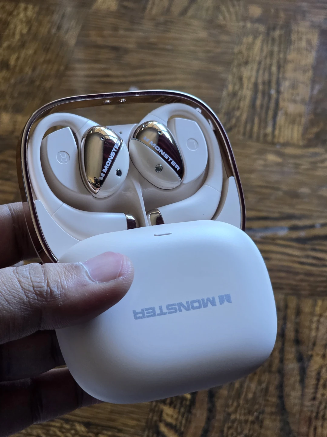 Monster Bluetooth Earbuds