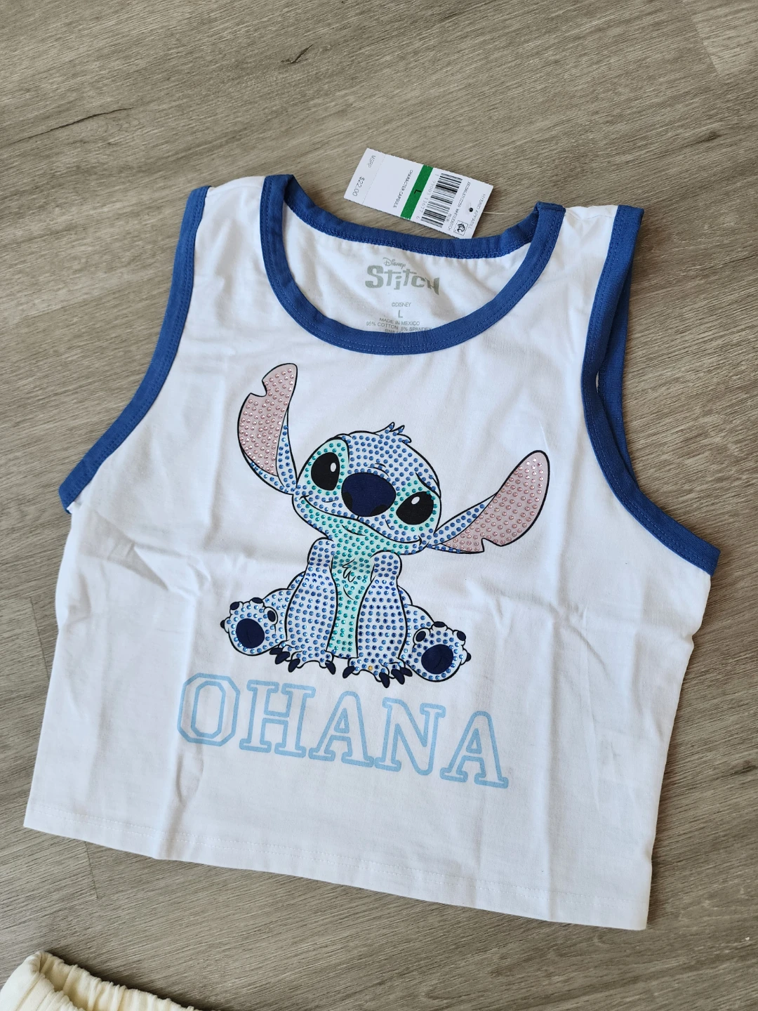 Disney clothing (NEW)
