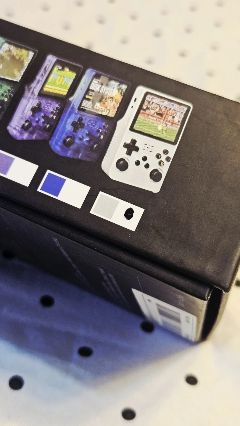 Retro Game Console R36S - photo 4