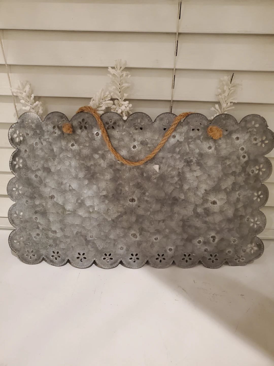 Galvanized Metal Wall Decor with 3 Glass Vases - photo 3