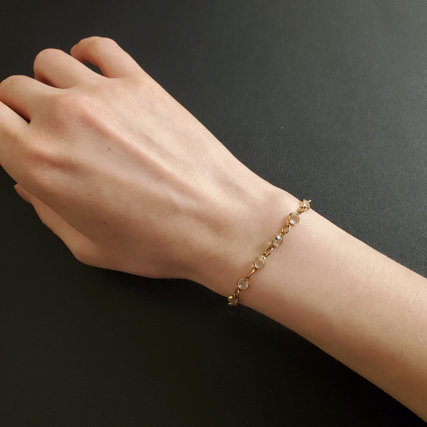Gold tone chain bracelet - photo 2