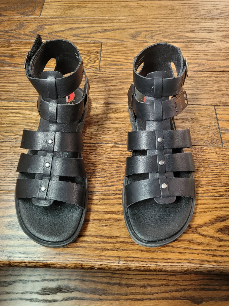 FRYE & CO. Black Gladiator Sandals Size 6