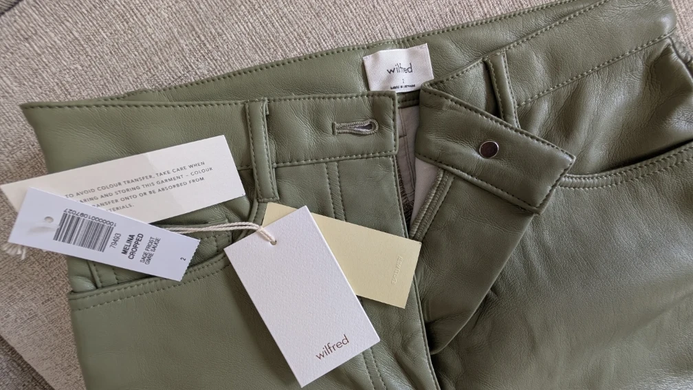 Wilfred Green Faux Leather Cropped Pants Size 2
