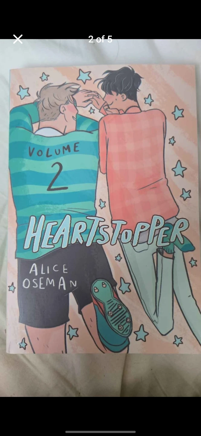 Heartstopper Graphic Novels Volumes 1-4 by Alice Oseman - photo 3