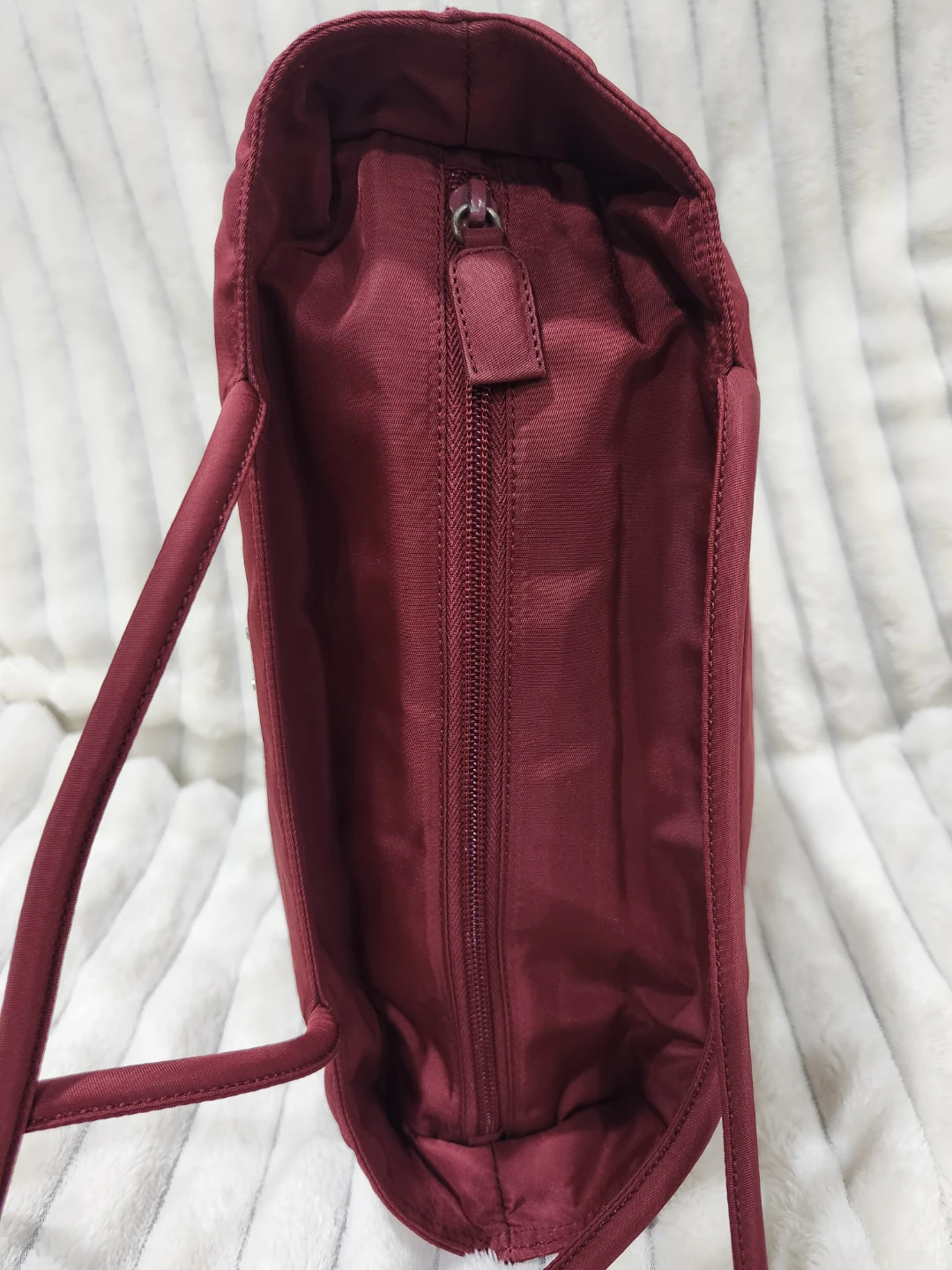Prada Red Nylon Tote Bag - photo 4