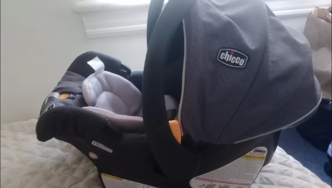 Chicco Infant Car Seat