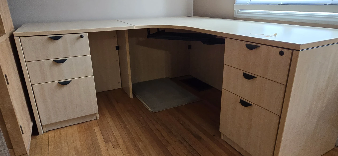 L shaped desk