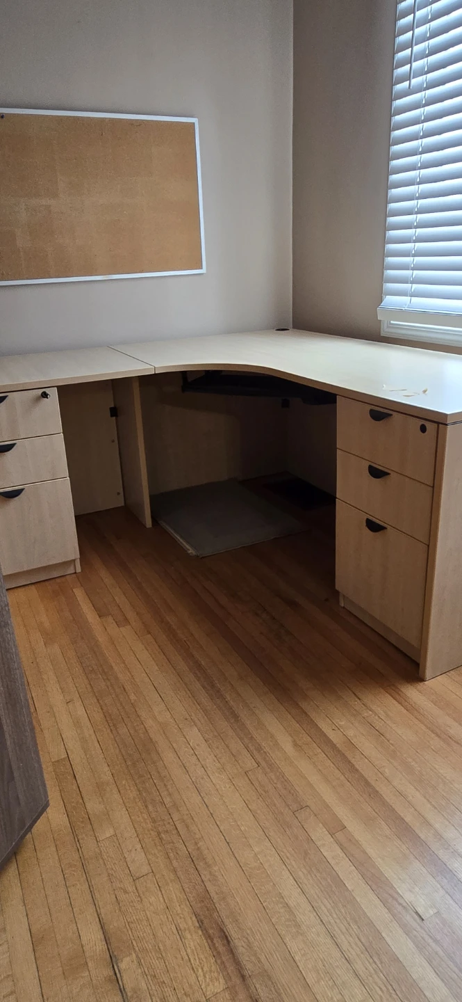 L shaped desk - photo 2