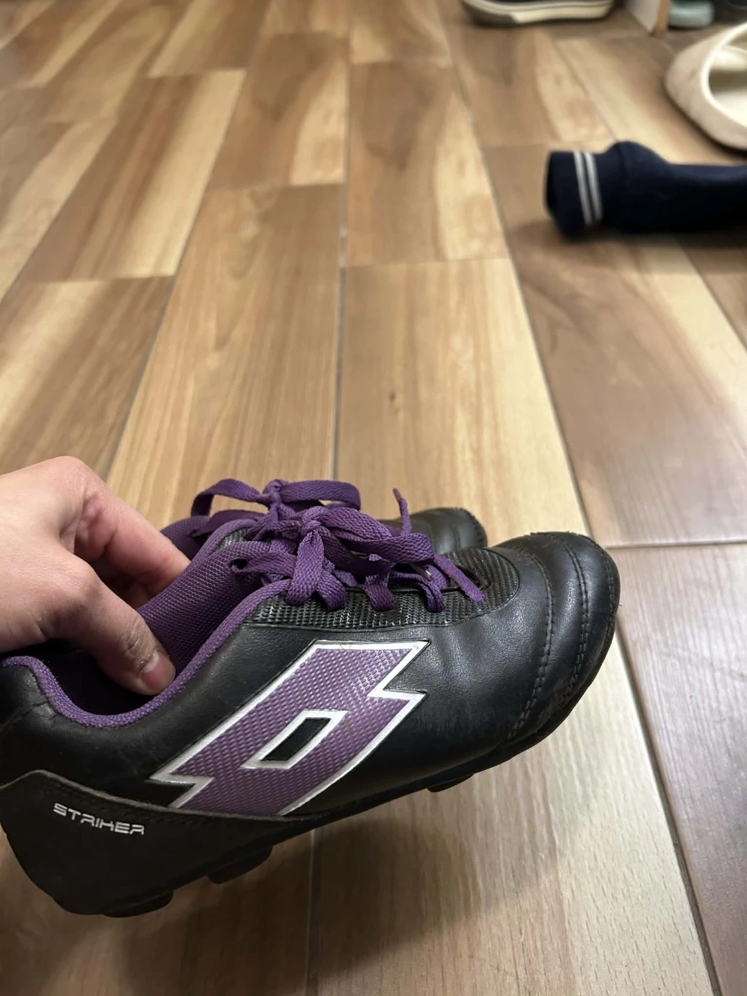 Lotto Striker Soccer Cleats - Black and Purple - photo 3