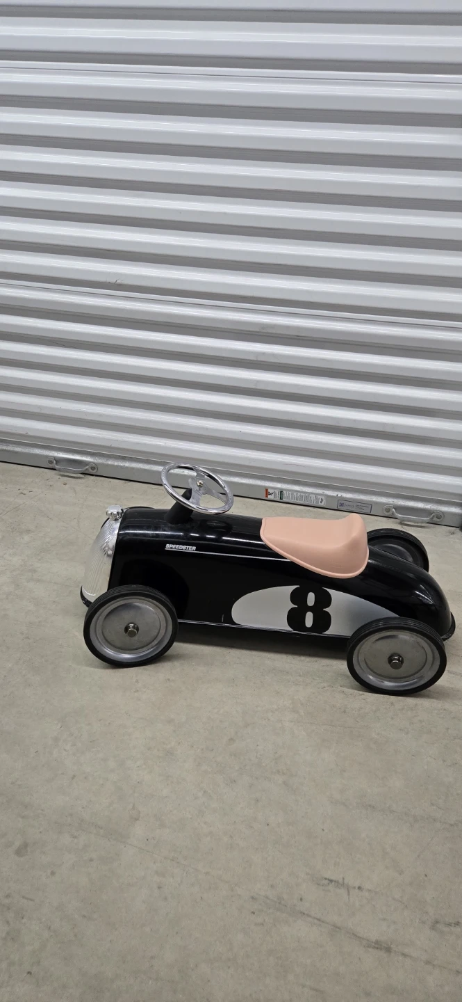 Vintage Style Pedal Car - photo 2