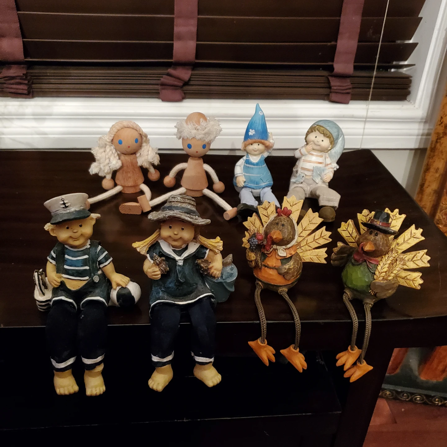 Vintage Collectibles 8 Piece Shelf Sitter Figurines