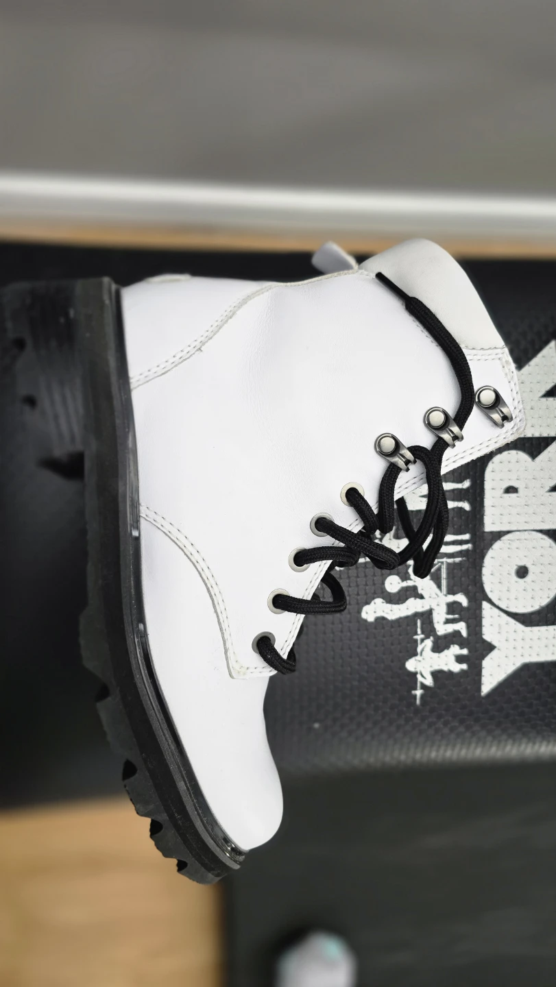 Sorel White Leather Lace-Up Boots - photo 2