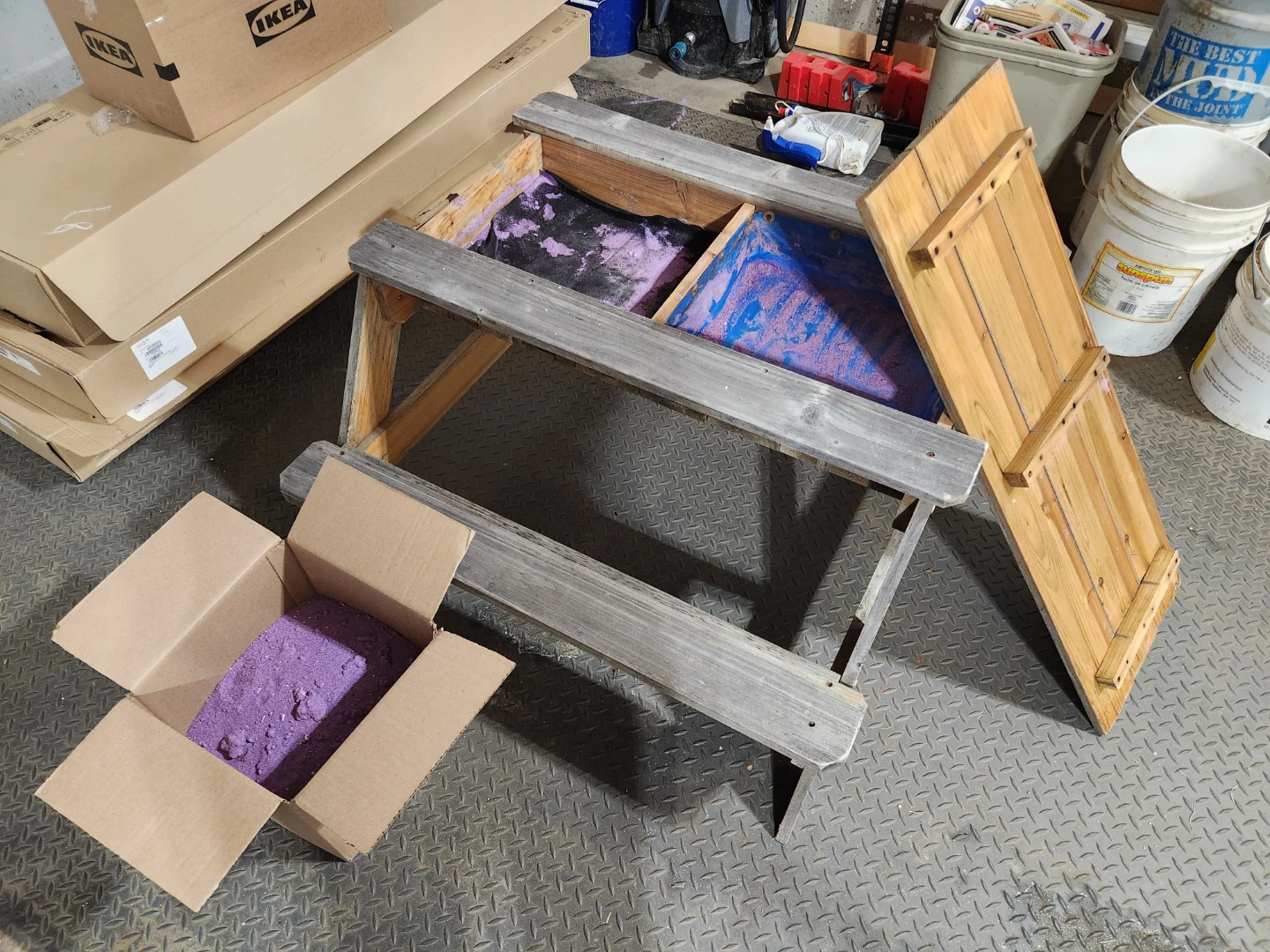 Wooden Picnic Table with Sand Compartments and Crayola play sand - photo 2