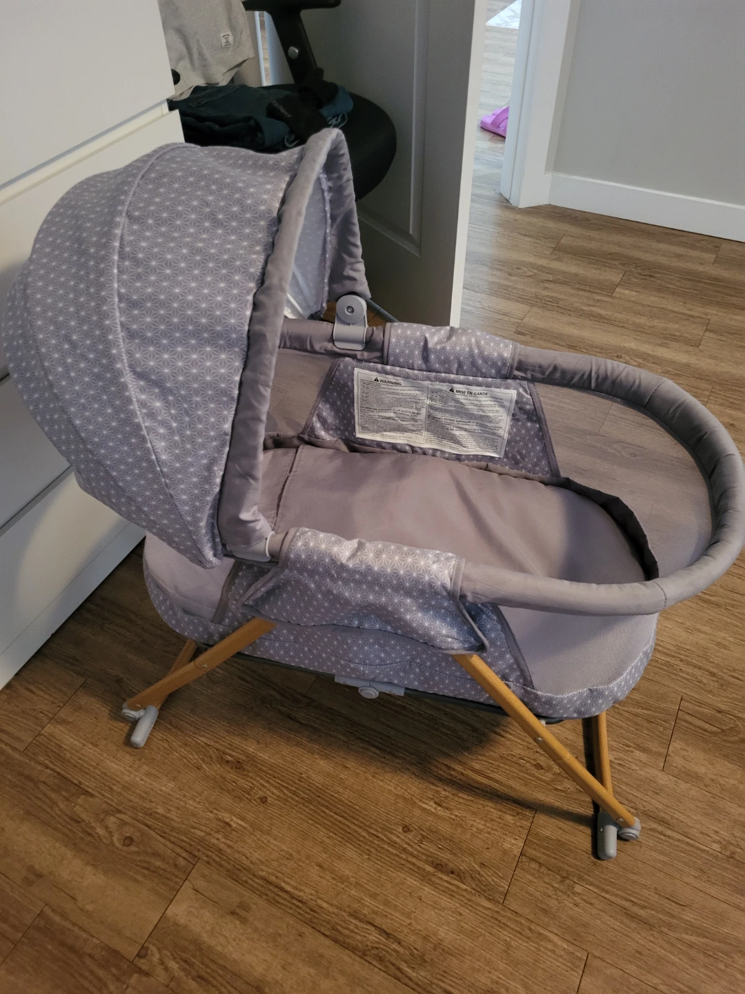 Graco Pack 'n Play On-the-Go Bassinet - photo 2