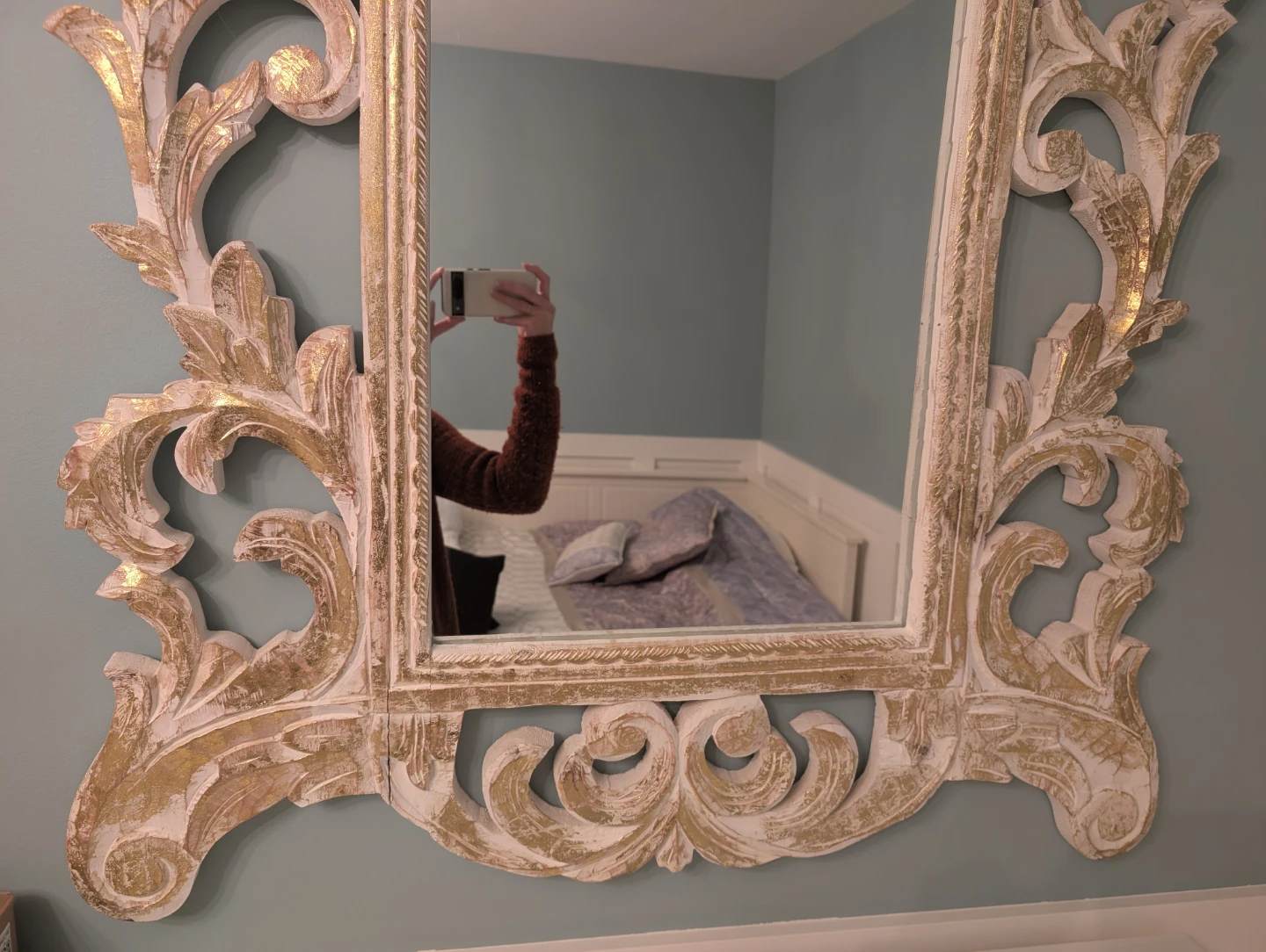 Ornate Carved Mirror with White and Gold Finish - photo 2