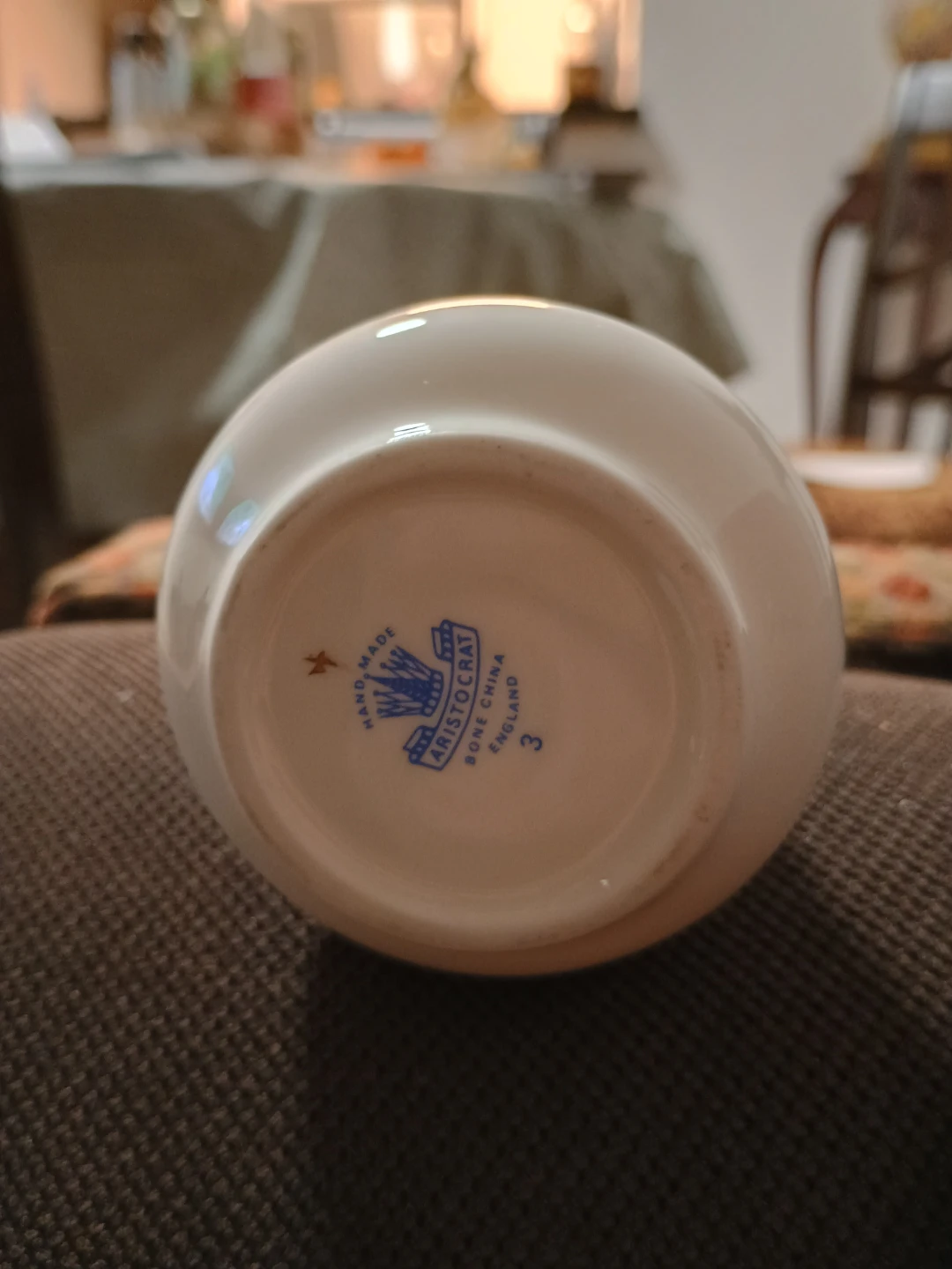 Aristocrat Bone China Vase - photo 2