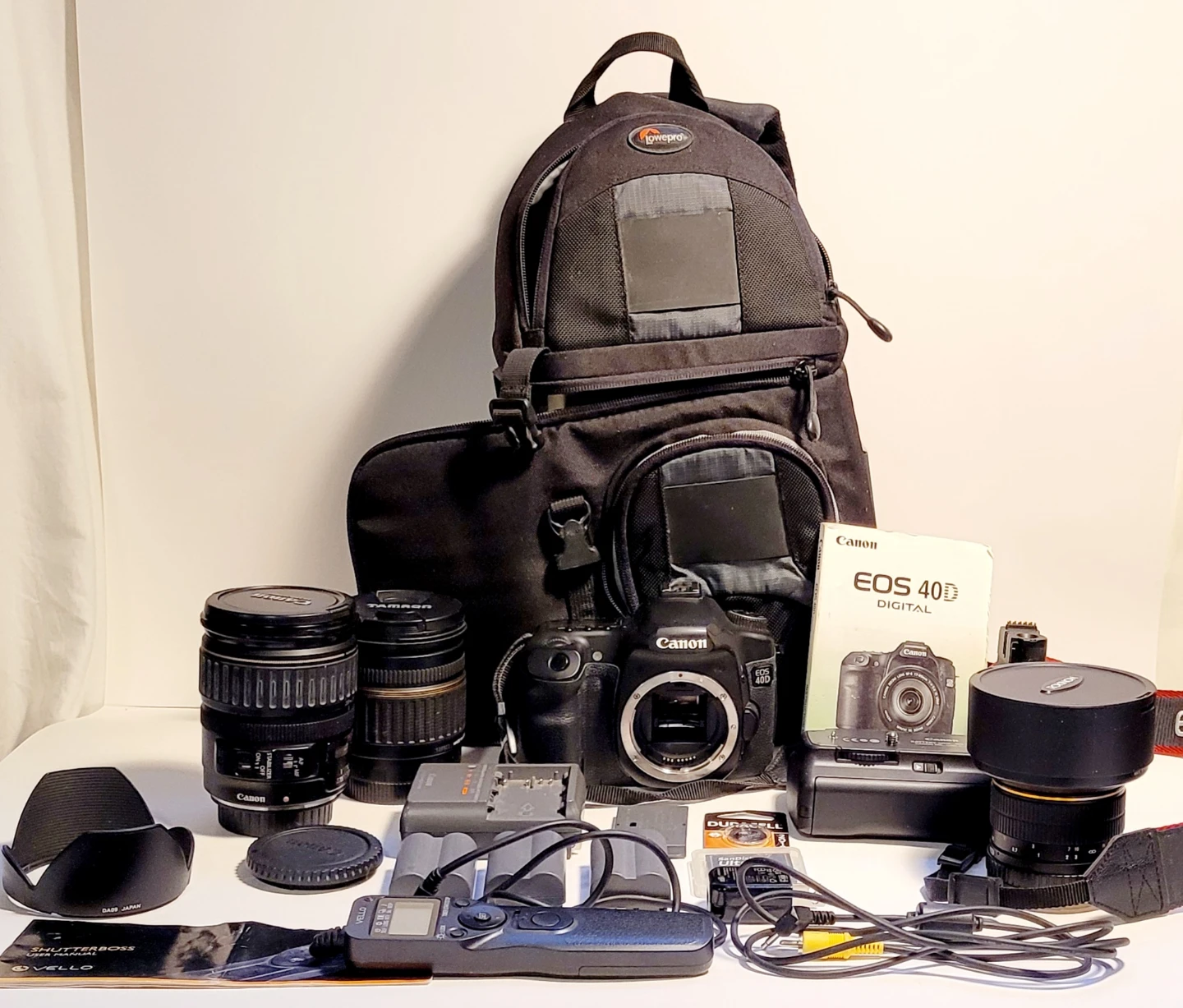 Canon EOS 40D Digital SLR Camera Kit Bundle