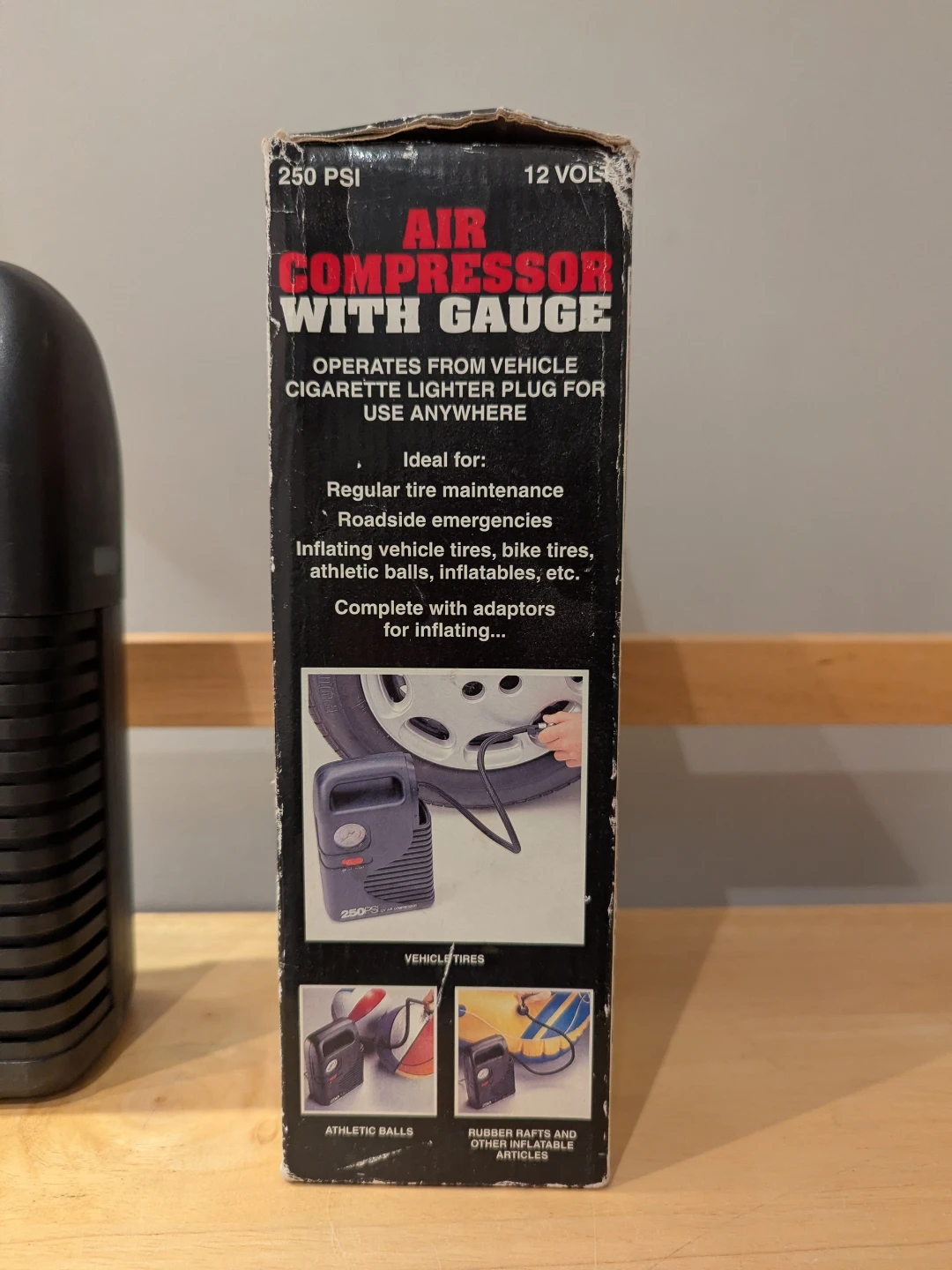 Black 250 PSI 12V Air Compressor with Gauge - photo 4