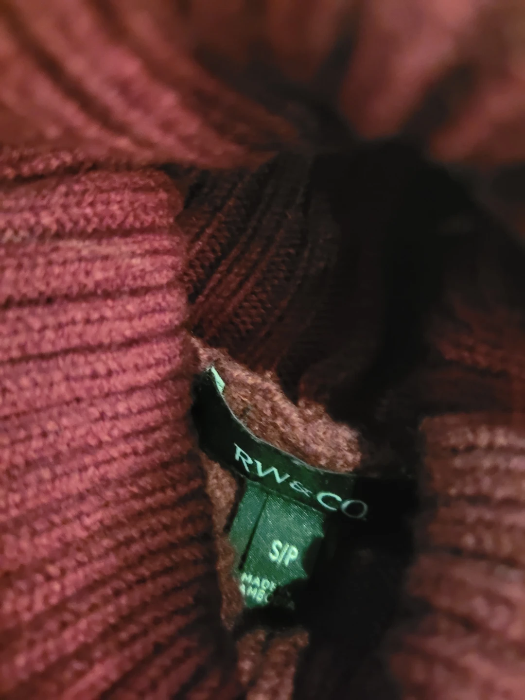 RW & CO. Burgundy Cable Knit Turtleneck Sweater - Size S/P - photo 2