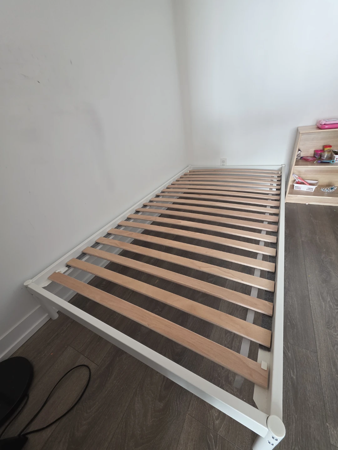 VEVELSTAD IKEA - White Single Bed Frame with Slats - photo 5