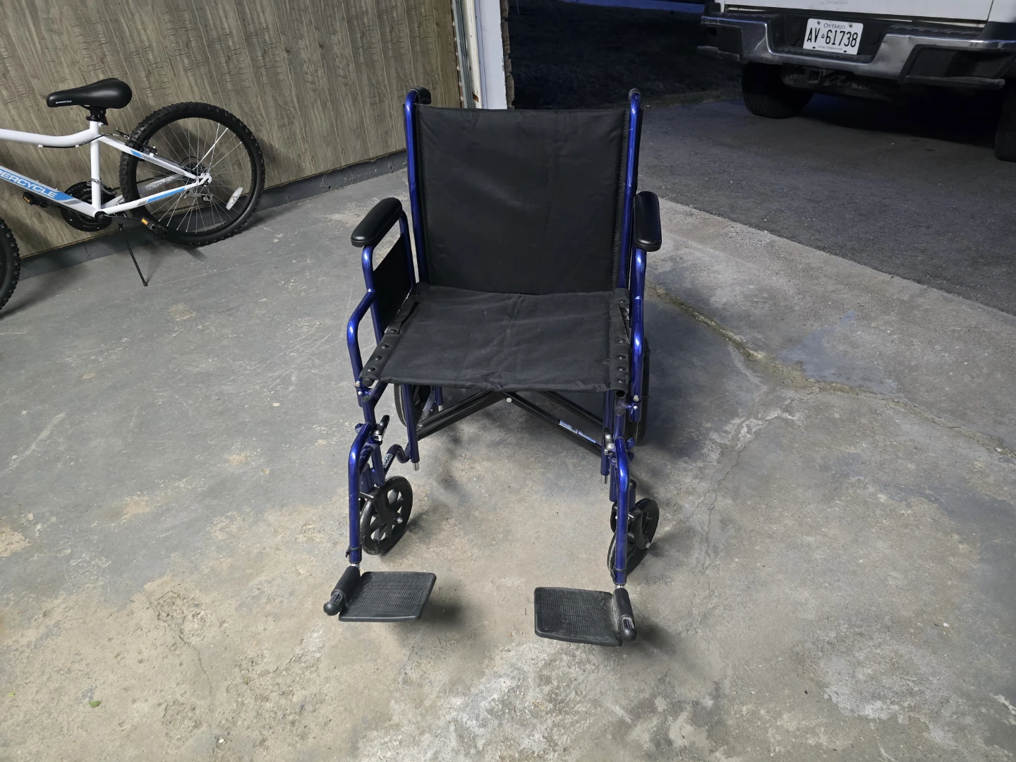 Drive Blue Transport Wheelchair - photo 2