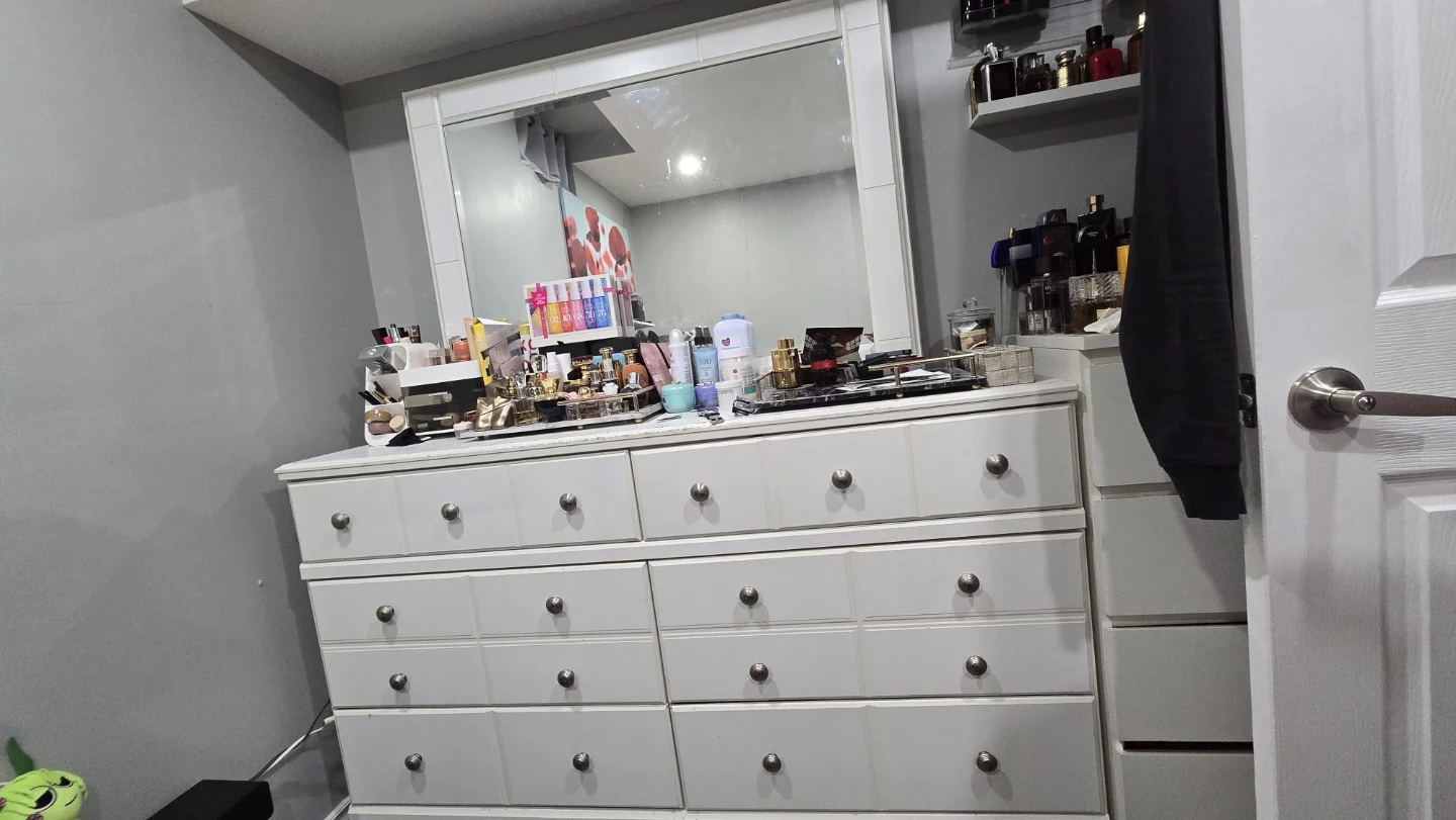 White Dresser with Mirror