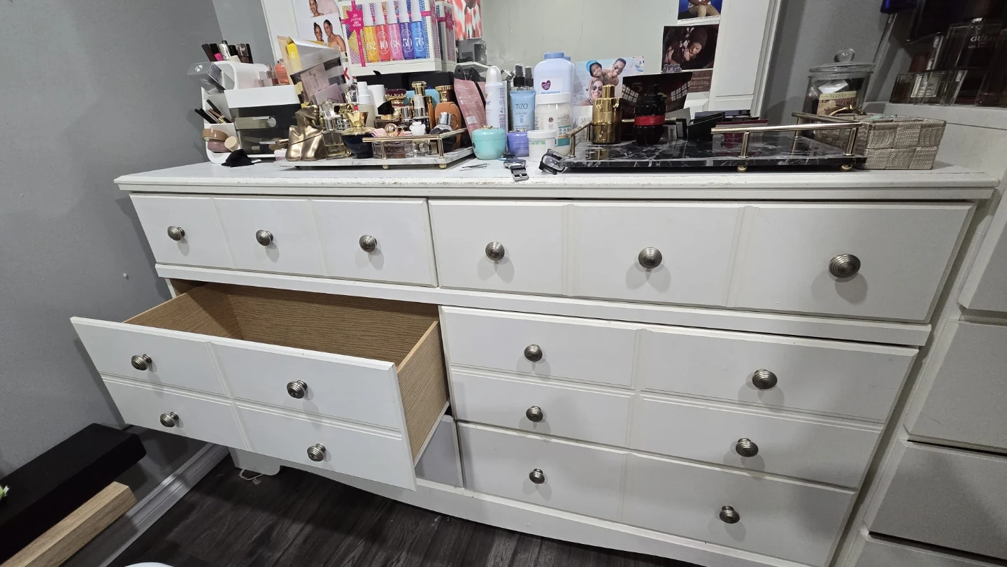 White Dresser with Mirror - photo 3