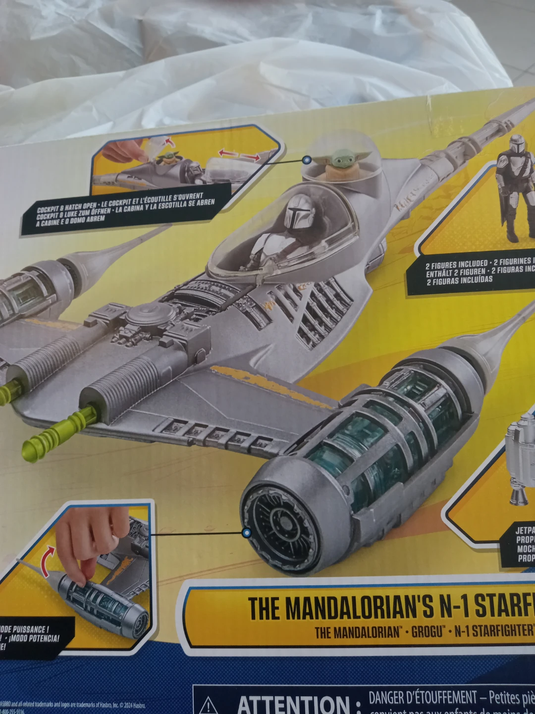 Star Wars The Mandalorian's N-1 Starfighter Toy with Figures - photo 3