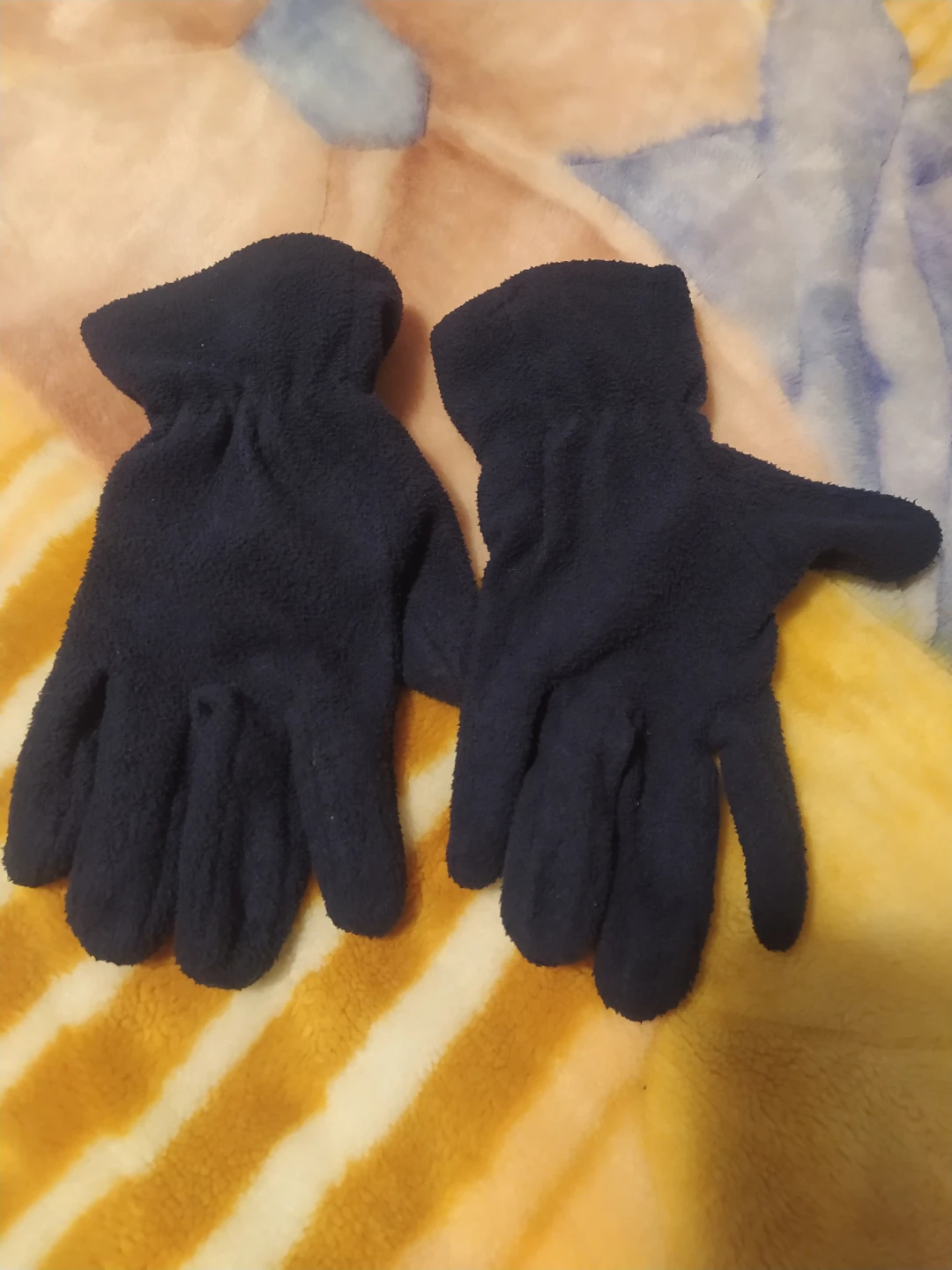 🧡 Pair of Navy Blue Fleece Gloves