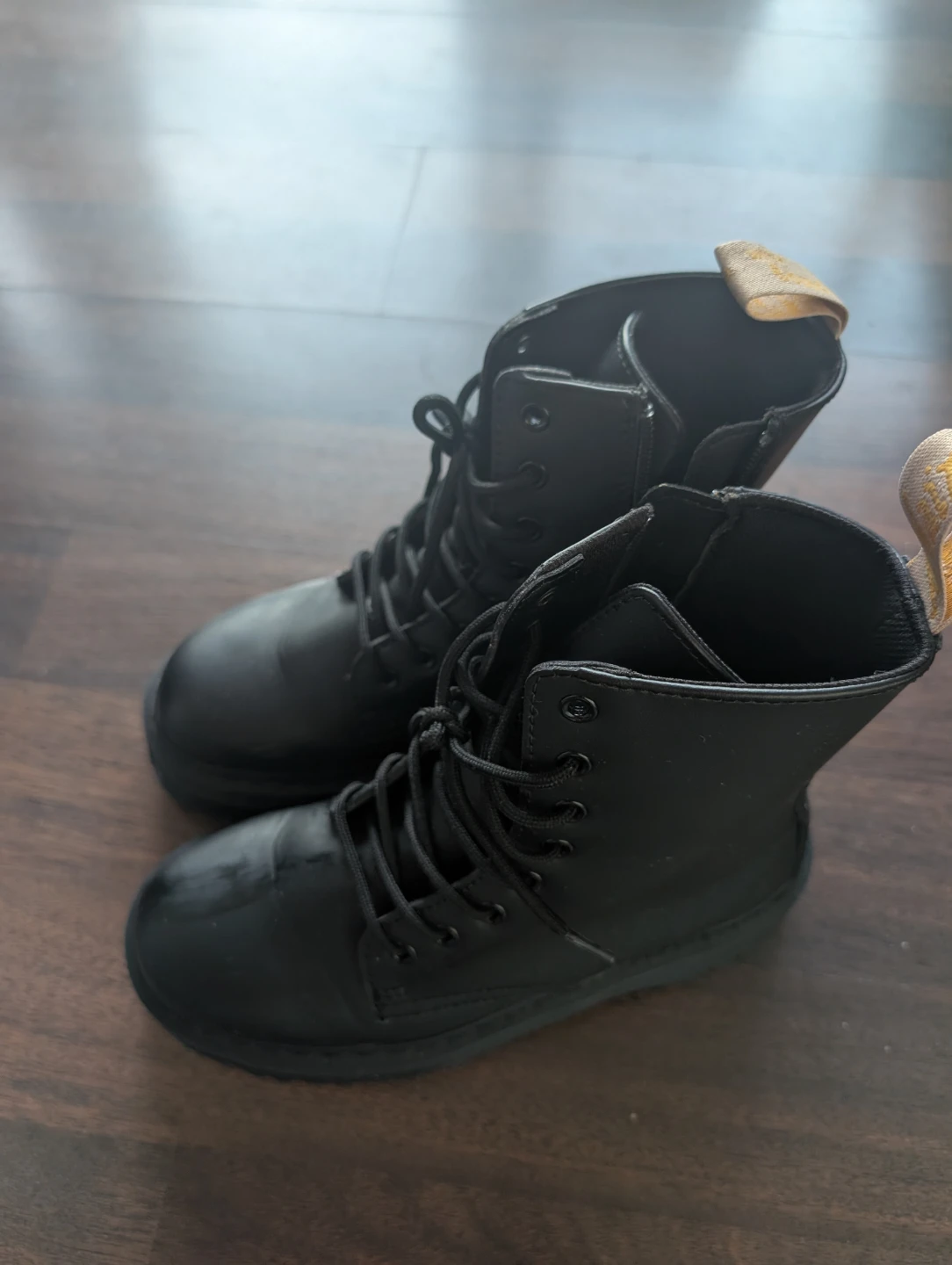 Dr. Martens Unisex-Adult Vegan Jadon II Fashion Boots - photo 2