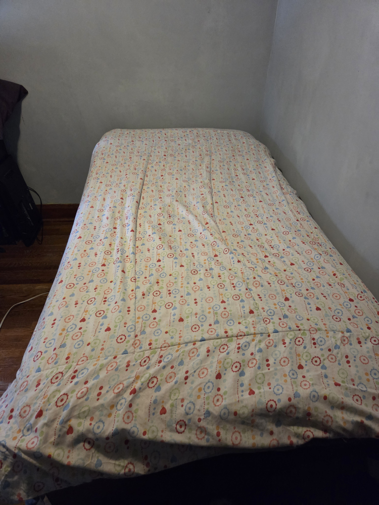 Twin Size Comforter Set - Cupcake & Heart Pattern - photo 2