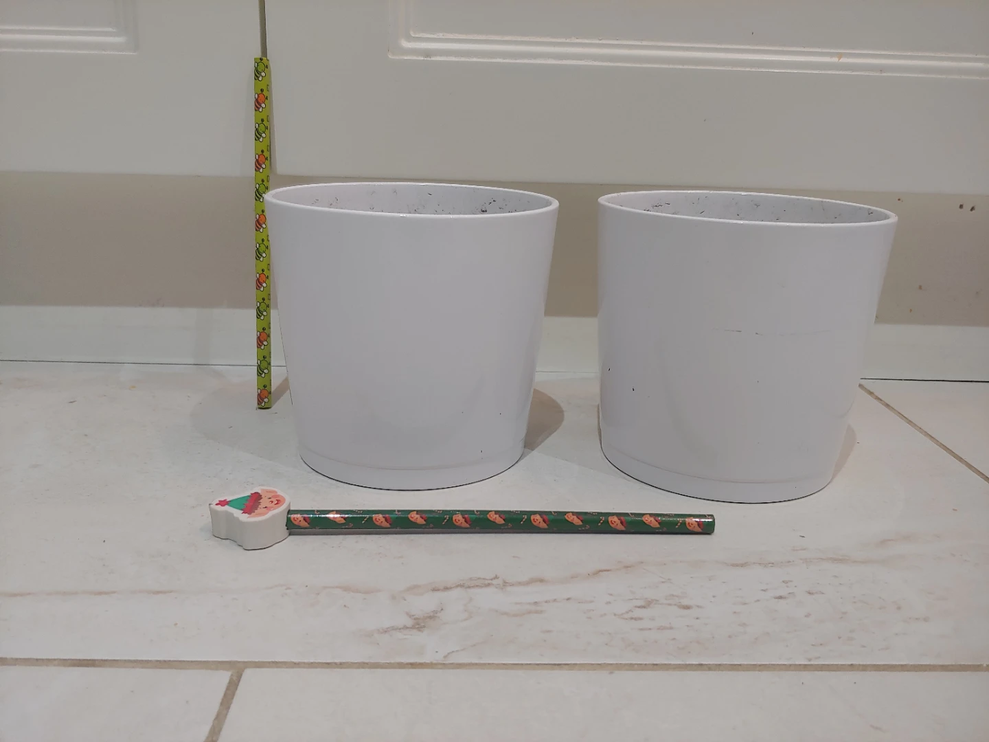 Set of 2 White Alaska Weiss Plant Pots 🥕 - photo 2