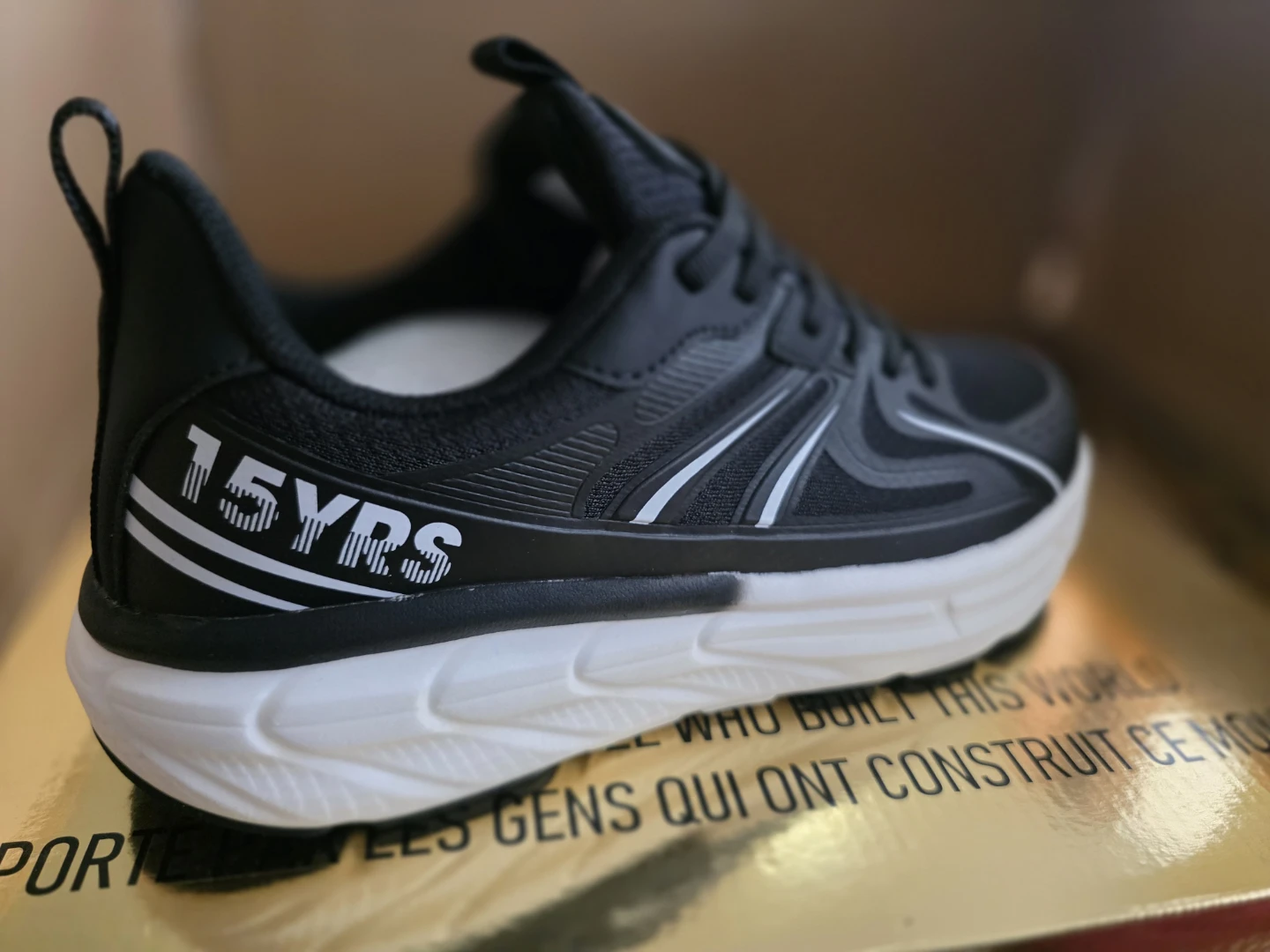 15YRS Black and White Sneakers - photo 2