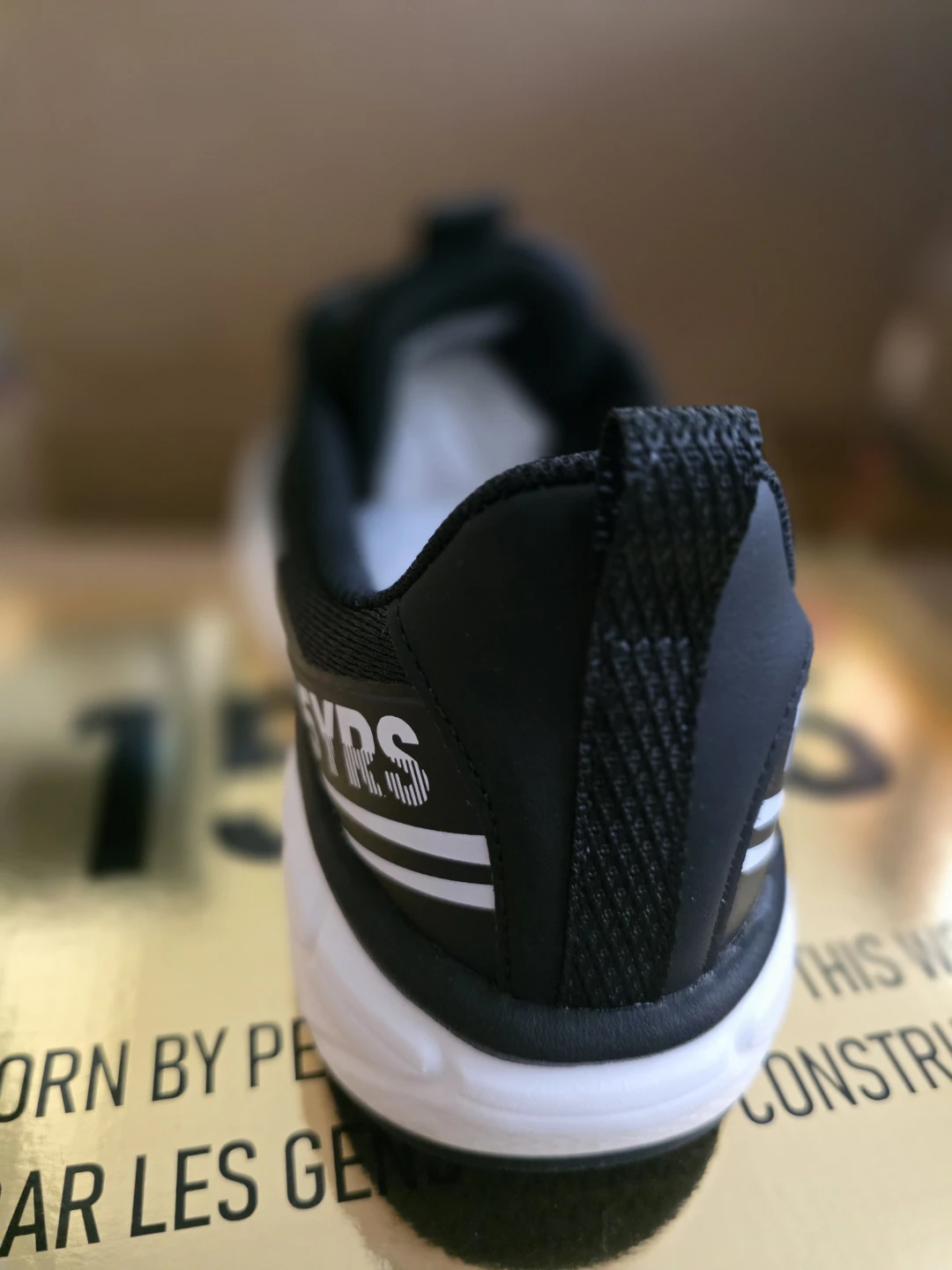 15YRS Black and White Sneakers - photo 4